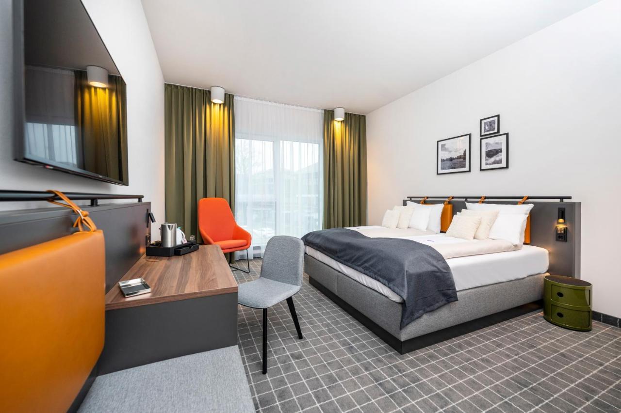 Via Plaza Meppen By Hackmann Hotel Ngoại thất bức ảnh